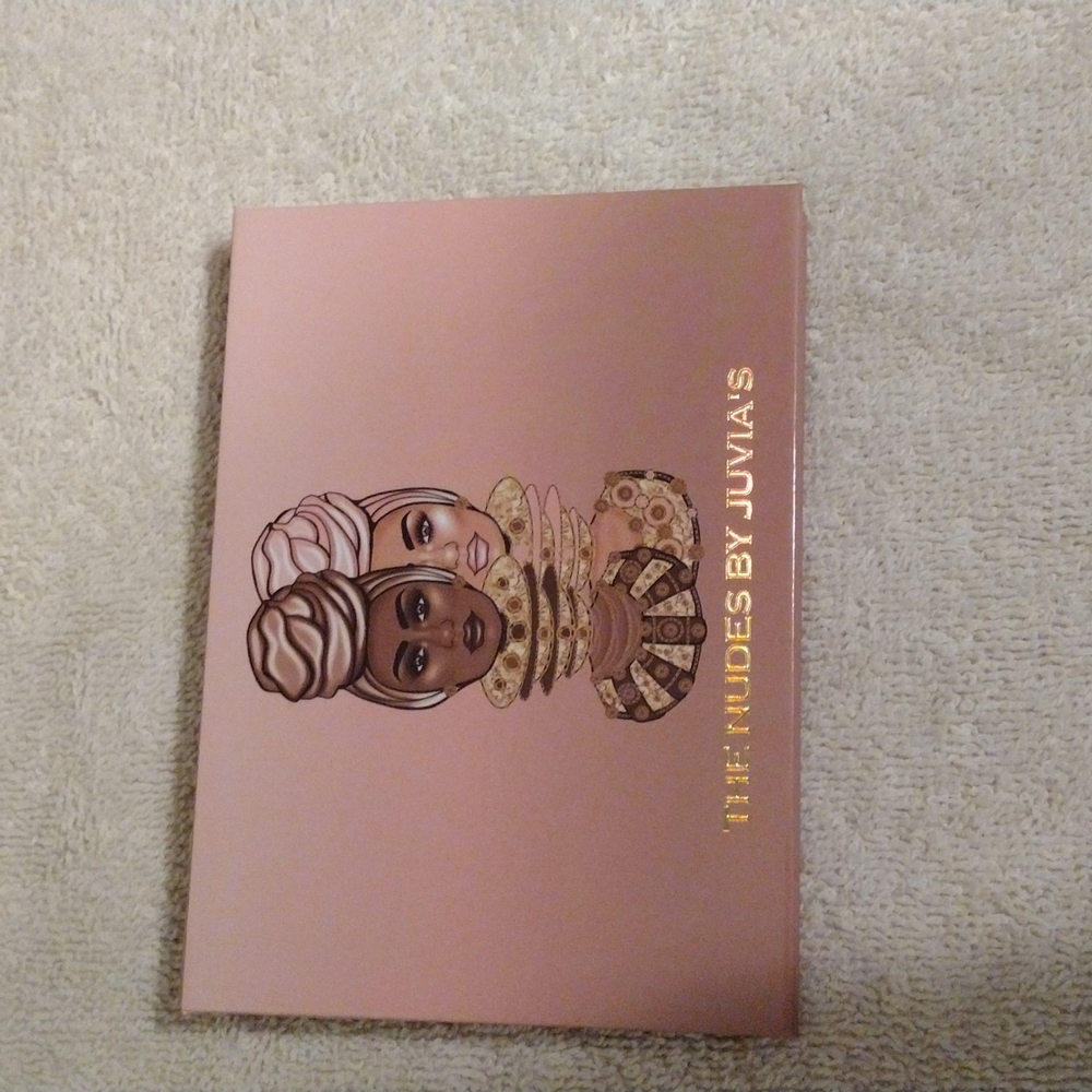 juvia's beauty eyeshadow palette